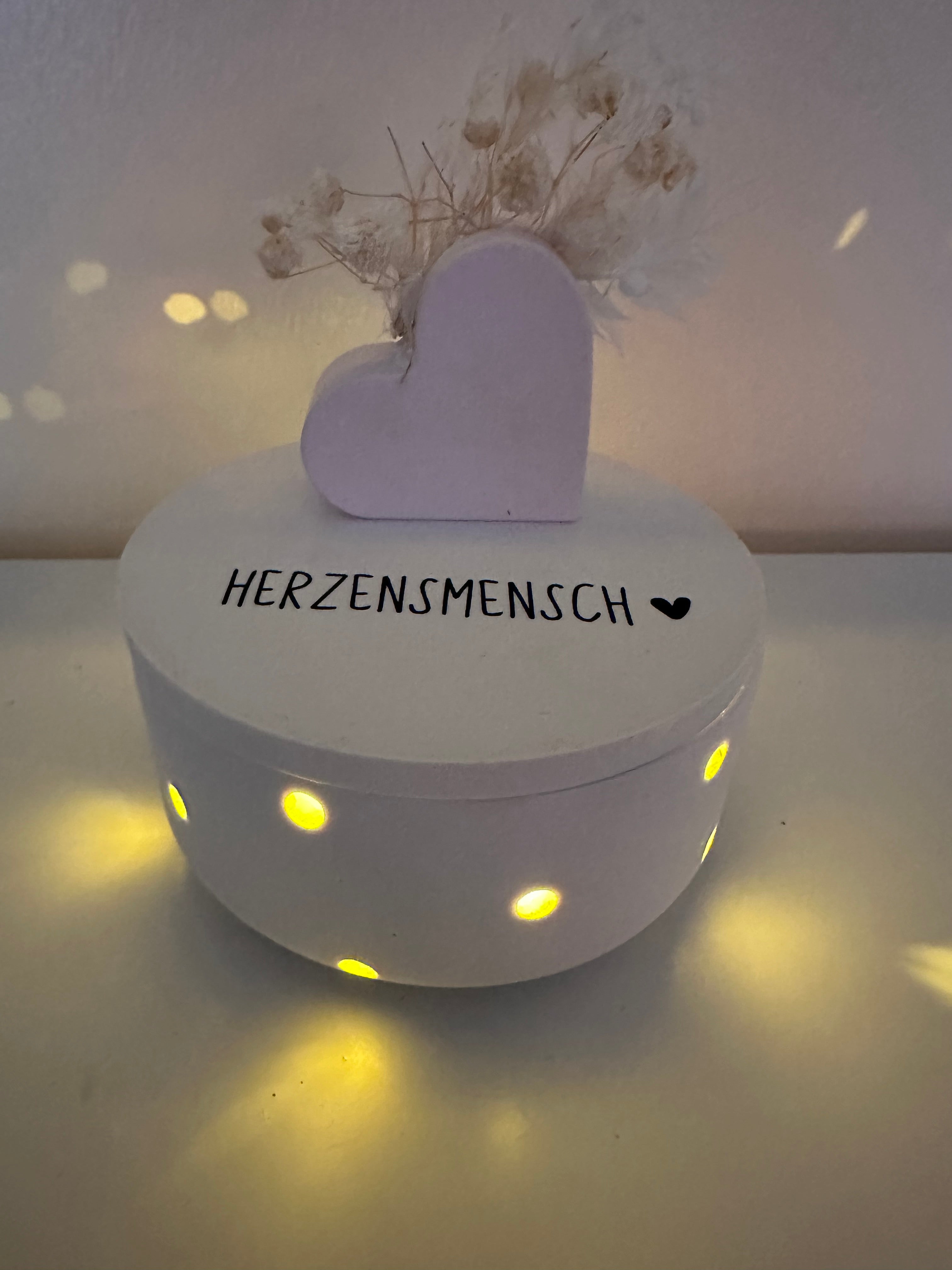 Handgefertigte weiße Keramikdose mit LED-Beleuchtung